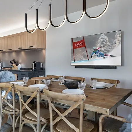 T4 Courchevel, Proche Pistes, Parking, Wifi - Fr-1-563-36 Apartman