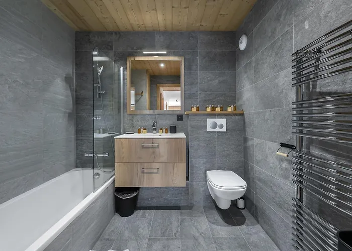 T4 Courchevel, Proche Pistes, Parking, Wifi - Fr-1-563-36 Daire Courchevel