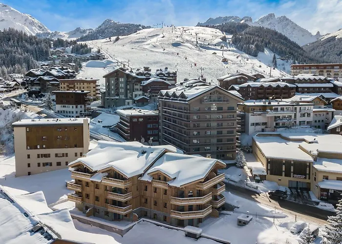T4 Courchevel, Proche Pistes, Parking, Wifi - Fr-1-563-36